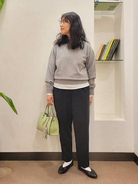 「URBAN RESEARCH DOORS（アーバンリサーチドアーズ）のピンタックフリルスタンドカラーブラウス（シャツ/ブラウス）」を使った、浪口　絵美さん（レディース・164cm）の冬コーディネート