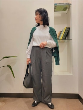 「オンオフ兼用」｜「アイテム（バッグ）」を使った、浪口　絵美さん（レディース・164cm）の秋コーディネート