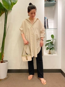 「ビッグシャツ」｜「アイテム（その他）」を使った、emiinamiiさん（レディース・164cm）の夏コーディネート