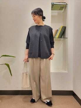 「アイテム（その他アウター）」を使った、浪口　絵美さん（レディース・164cm）の秋コーディネート