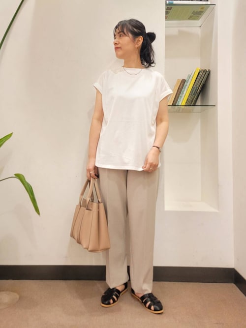 Aubrey Torresさん専用 セール】『UR TECH DRYLUXE』センタープレスストレートパンツ