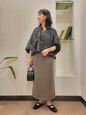 「アイテム（ボストンバッグ）」を使った、浪口　絵美さん（レディース・164cm）の秋コーディネート