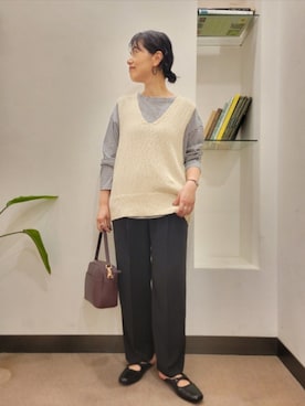 「URBAN RESEARCH DOORS（アーバンリサーチドアーズ）の2WAYスクエアショルダーバッグ（ショルダーバッグ）」を使った、浪口　絵美さん（レディース・164cm）の秋コーディネート