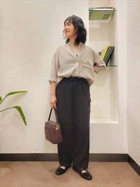 「オンオフ兼用」｜「アイテム（バッグ）」を使った、浪口　絵美さん（レディース・164cm）の夏コーディネート