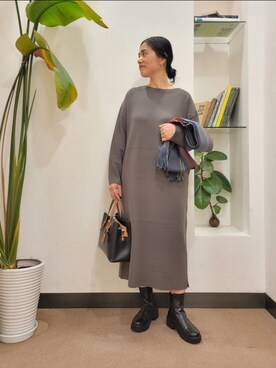 「ゆるニット」｜「アイテム（ワンピース/ドレス）」を使った、emiinamiiさん（レディース・164cm）の秋コーディネート