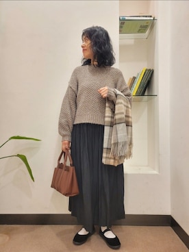 「アイテム（トートバッグ）」を使った、浪口　絵美さん（レディース・164cm）の秋コーディネート