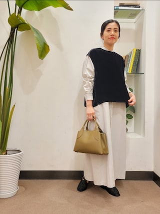 【試着のみ美品】24AW レーヨンシルクベルベットプルオーバー かぐれ（カグレ）の「シルクレーヨンベルベットプルオーバー
