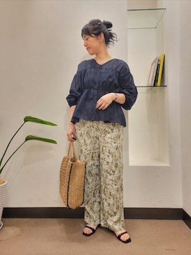 「柄パンツ」｜浪口　絵美さん（レディース・164cm）の春コーディネート