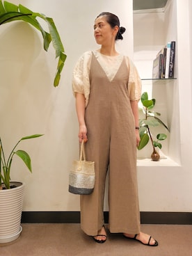 「バルーンスリーブ」｜「アイテム（オールインワン・サロペット）」を使った、emiinamiiさん（レディース・164cm）の夏コーディネート