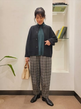 「アイテム（ノーカラージャケット）」を使った、浪口　絵美さん（レディース・164cm）の秋コーディネート