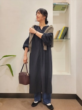 「URBAN RESEARCH DOORS（アーバンリサーチドアーズ）の2WAYスクエアショルダーバッグ（ショルダーバッグ）」を使った、浪口　絵美さん（レディース・164cm）の秋コーディネート