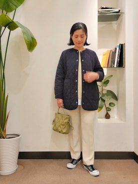 「キルトジャケット」｜「アイテム（アクセサリー）」を使った、emiinamiiさん（レディース・164cm）の春コーディネート