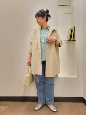 「URBAN RESEARCH DOORS（アーバンリサーチドアーズ）のアイテム（ステンカラーコート）」を使った、浪口　絵美さん（レディース・164cm）の春コーディネート