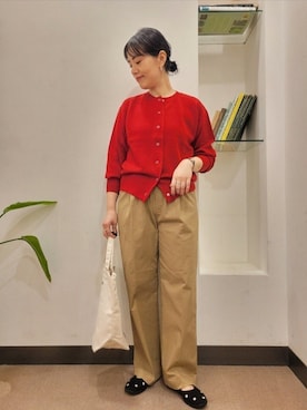 「アイテム（チノパンツ）」を使った、浪口　絵美さん（レディース・164cm）の秋コーディネート