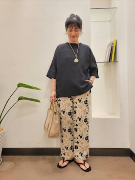 「柄パンツ」｜浪口　絵美さん（レディース・164cm）の春コーディネート