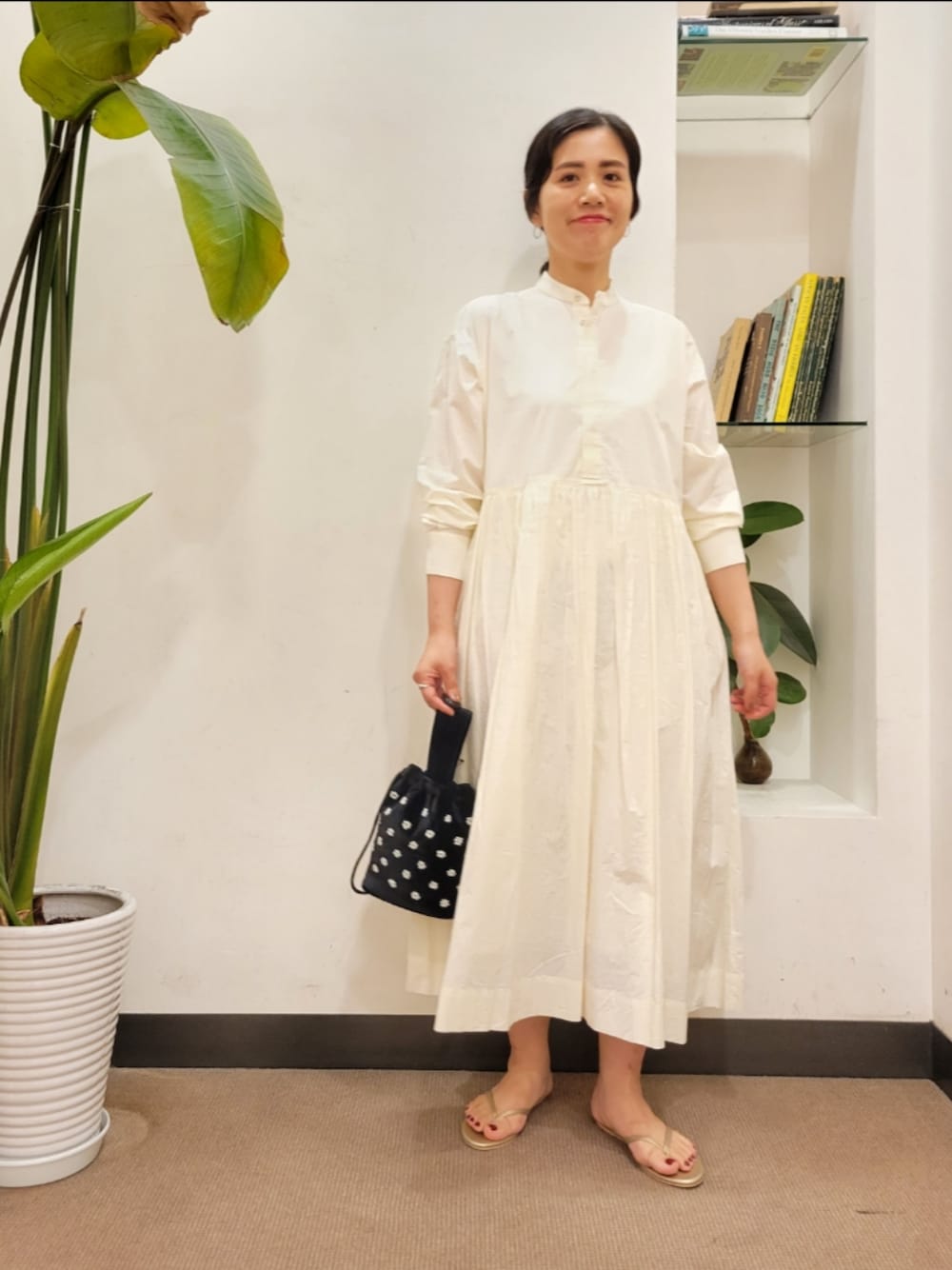 かぐれ（カグレ）の「コットンギャザーシャツワンピース（ワンピース