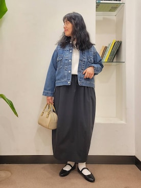 「RODE SKO（ロデスコ）のラウンドミニボストンバッグ（ボストンバッグ）」を使った、浪口　絵美さん（レディース・164cm）の冬コーディネート