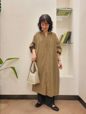 「URBAN RESEARCH DOORS（アーバンリサーチドアーズ）のスクエアトゥリボンミュール（サンダル）」を使った、浪口　絵美さん（レディース・164cm）の秋コーディネート