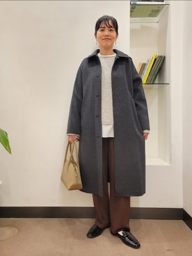 「URBAN RESEARCH DOORS WOMENS」｜「アイテム（ステンカラーコート）」を使った、浪口　絵美さん（レディース・164cm）の秋コーディネート
