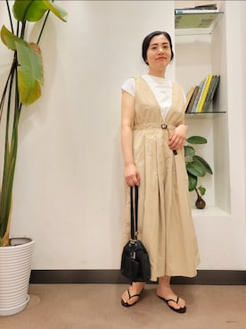 「Gramicci（グラミチ）のアイテム（オールインワン・サロペット）」を使った、emiinamiiさん（レディース・164cm）の春コーディネート