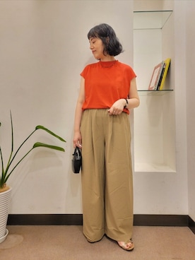 「URBAN RESEARCH DOORS（アーバンリサーチドアーズ）のTIDEWAY　ICY 2WAY BOSTON（Shoulderbag、ブラック系）」を使った、浪口　絵美さん（レディース・164cm）の夏コーディネート