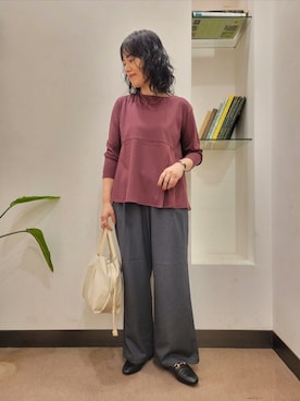 「オンオフ兼用」｜「アイテム（バッグ）」を使った、浪口　絵美さん（レディース・164cm）の秋コーディネート