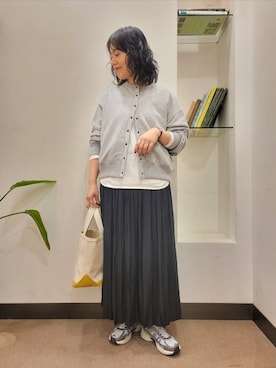 「ORCIVAL（オーシバル）のORCIVAL　TOTE BAG SMALL（トートバッグ）」を使った、浪口　絵美さん（レディース・164cm）の秋コーディネート