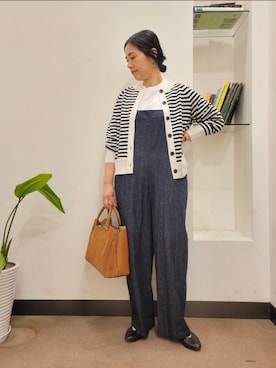 「かぐれ（カグレ）のアイテム（サロペット/オーバーオール）」を使った、浪口　絵美さん（レディース・164cm）の秋コーディネート