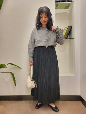 「URBAN RESEARCH DOORS（アーバンリサーチドアーズ）のアイテム（パンプス）」を使った、浪口　絵美さん（レディース・164cm）の冬コーディネート