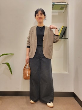 「アイテム（ノーカラージャケット）」を使った、浪口　絵美さん（レディース・164cm）の秋コーディネート
