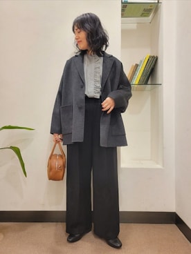 「オンオフ兼用」｜「アイテム（その他アウター）」を使った、浪口　絵美さん（レディース・164cm）の秋コーディネート