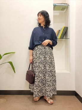 「URBAN RESEARCH DOORS（アーバンリサーチドアーズ）の2WAYスクエアショルダーバッグ（ショルダーバッグ）」を使った、浪口　絵美さん（レディース・164cm）の夏コーディネート