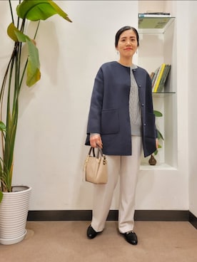「ドッキング」｜「アイテム（ノーカラージャケット）」を使った、emiinamiiさん（レディース・164cm）の冬コーディネート