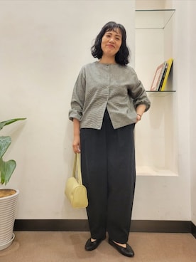「かぐれ（カグレ）のアイテム（カーディガン/ボレロ）」を使った、浪口　絵美さん（レディース・164cm）の秋コーディネート