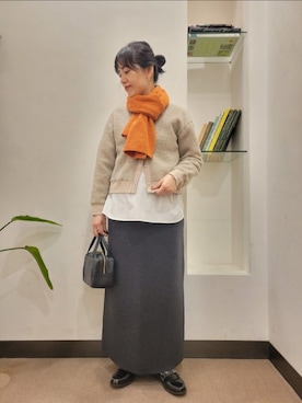 「URBAN RESEARCH DOORS（アーバンリサーチドアーズ）のプードルボアカーディガン（カーディガン/ボレロ）」を使った、浪口　絵美さん（レディース・164cm）の冬コーディネート