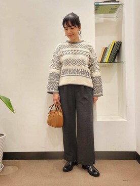 「アイテム（レインシューズ）」を使った、浪口　絵美さん（レディース・164cm）の秋コーディネート