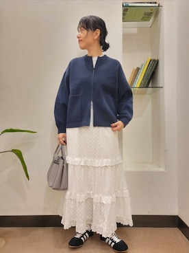 「adidas（アディダス）のadidas　TOKYO W（スニーカー）」を使った、浪口　絵美さん（レディース・164cm）の秋コーディネート