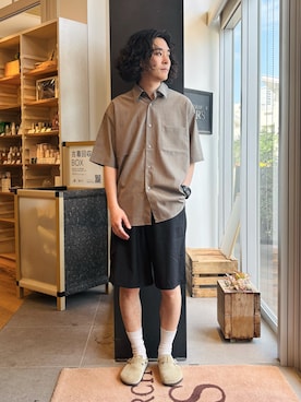 「URBAN RESEARCH DOORS（アーバンリサーチドアーズ）のT/W Tropical Regular SHIRTS（シャツ/ブラウス、ブラウン系）」を使った、takuさん（メンズ・175cm）の春コーディネート