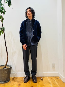 「URBAN RESEARCH（アーバンリサーチ）のアイテム（カーディガン/ボレロ）」を使った、teeさん（メンズ・175cm）の秋コーディネート