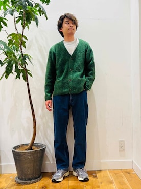 「冬の差し色コーデ」｜teeさん（メンズ・175cm）の冬コーディネート