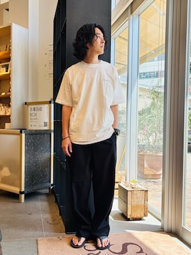 「URBAN RESEARCH DOORS（アーバンリサーチドアーズ）のファニチャープリントTシャツ（Tシャツ/カットソー、ホワイト系）」を使った、takuさん（メンズ・175cm）の夏コーディネート