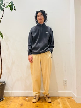 「アイテム（チノパンツ）」を使った、teeさん（メンズ・175cm）の秋コーディネート