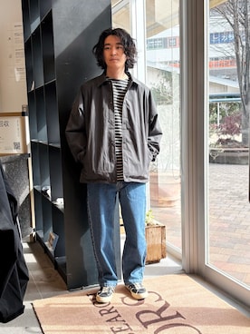 「URBAN RESEARCH DOORS（アーバンリサーチドアーズ）のFORK&SPOON　ボートネックボーダー（Tシャツ/カットソー、グリーン系）」を使った、takuさん（メンズ・175cm）の冬コーディネート