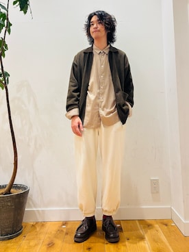 「秋のシャツ着こなし術」｜teeさん（メンズ・175cm）の秋コーディネート