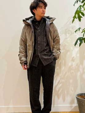 「URBAN RESEARCH DOORS（アーバンリサーチドアーズ）のウールブレンドネップワンタックパンツ（その他パンツ）」を使った、takuさん（メンズ・175cm）の秋コーディネート
