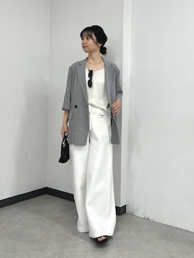 「GALLARDAGALANTE（ガリャルダガランテ）の【2サイズ展開】【大人気アイテムが今年も登場】ハーフスリーブジャケット（テーラードジャケット、グレー系）」を使った、YURIさん（レディース・155cm）の春コーディネート