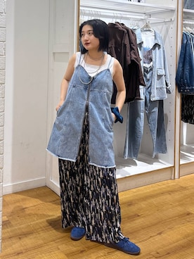 「アイテム（シュシュ）」を使った、遥さん（レディース・156cm・20代）の夏コーディネート