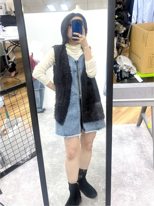 【美品】DECEMBERAY グラフィックプリント ベスト DECEMBERAY グラフィックプリント ベスト