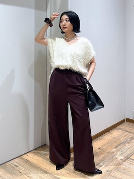 「アイテム（シュシュ）」を使った、遥さん（レディース・156cm）の秋コーディネート