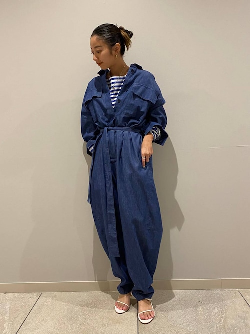 【新品タグ付】Curensology カレンソロジー　デニムジャンプスーツ 新品タグ付】Curensology カレンソロジー デニムジャンプスーツ